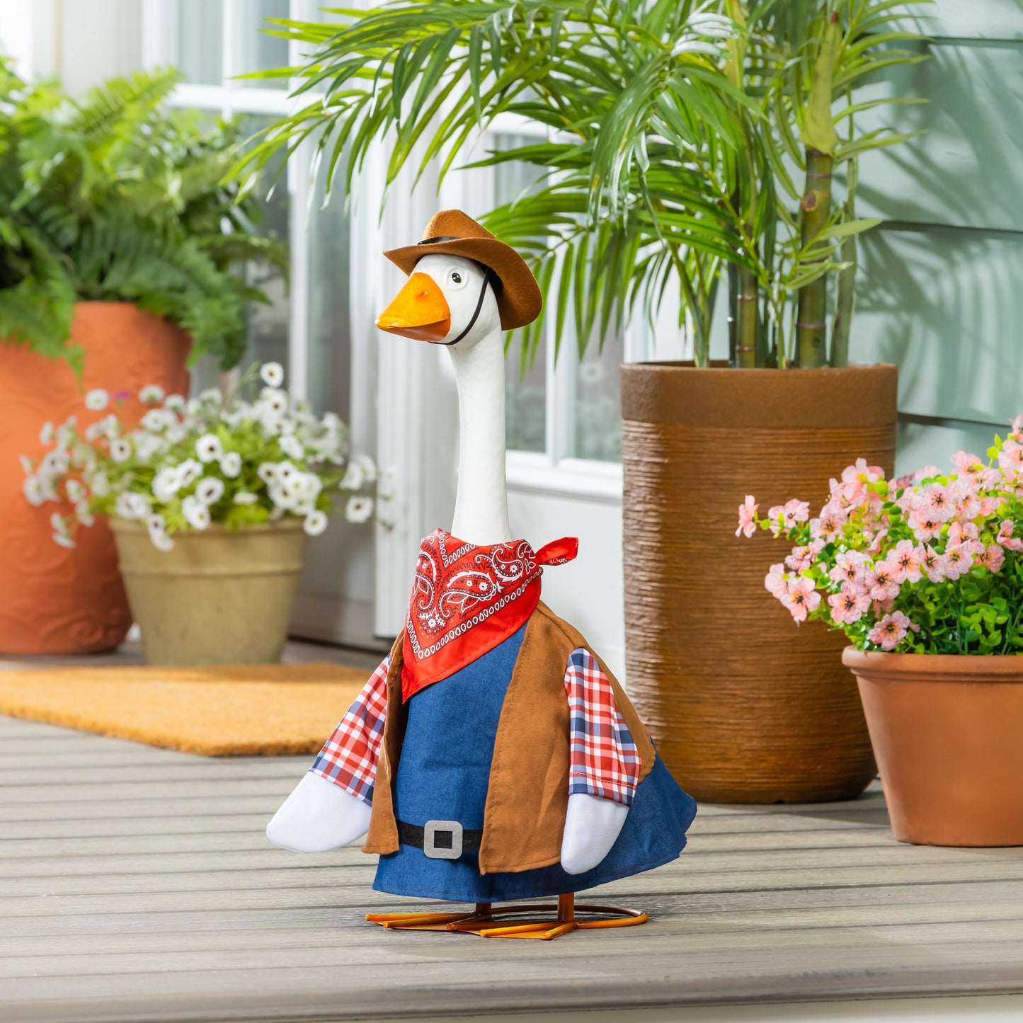 Giddy The Goose, Metal Porch Statue, 21"H