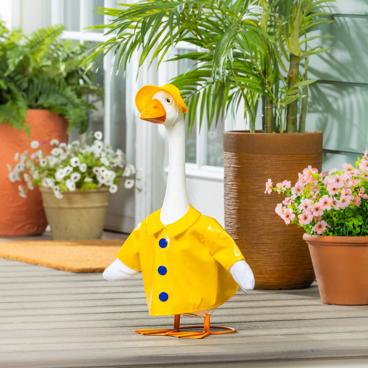 Giddy The Goose, Metal Porch Statue, 21"H