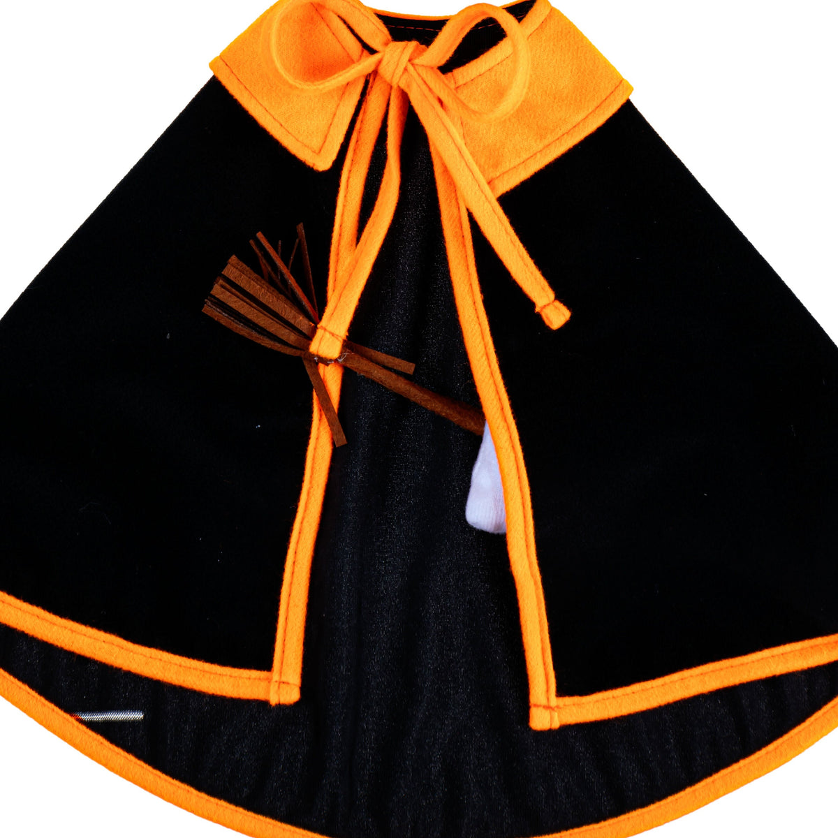 Giddy the Goose Outfit, Witch