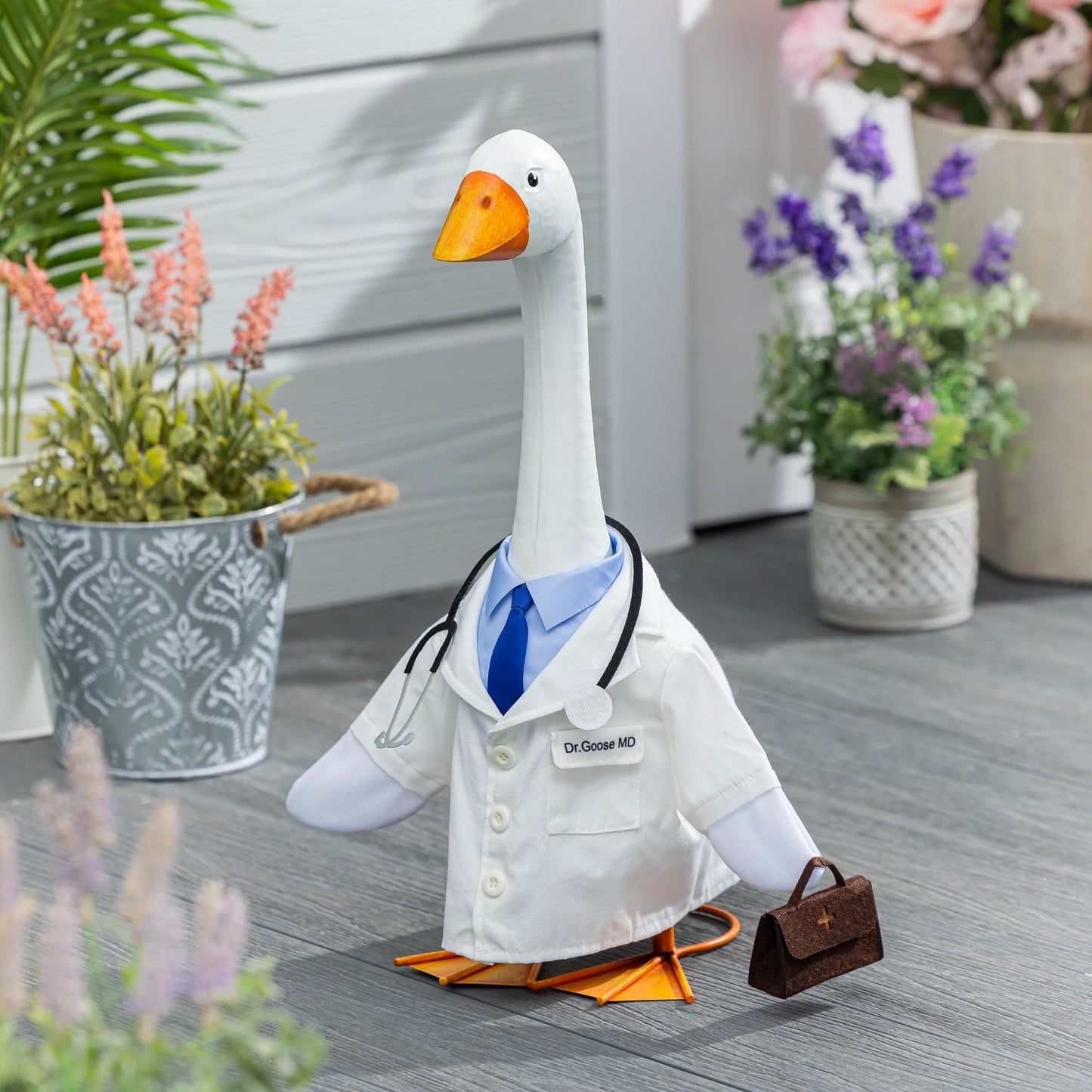 Giddy the Goose Outfit Program w Display, Occasions