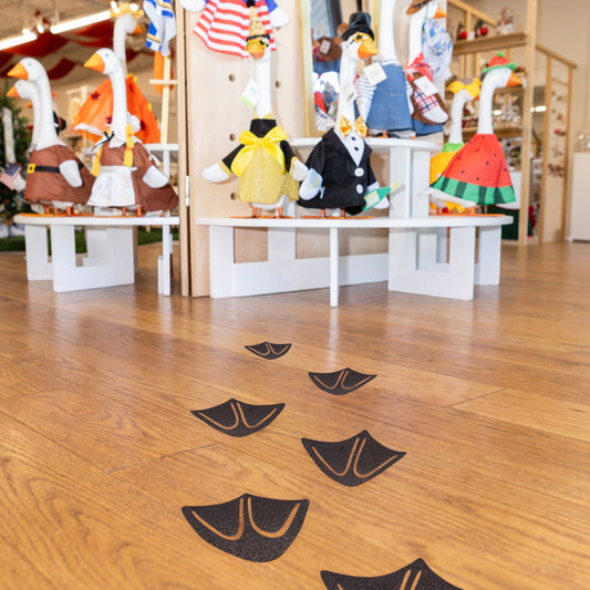 Giddy the Goose Accessory Set, Goose Footprints, Set of 24