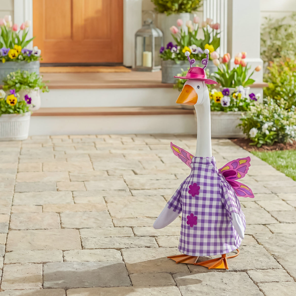 Giddy the Goose Outfit, Butterfly