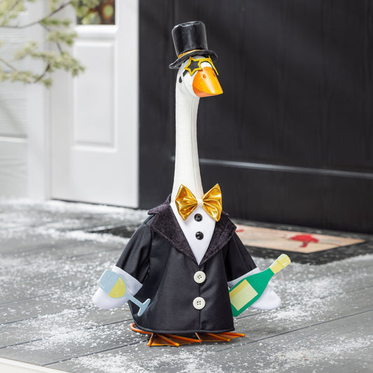 Giddy the Goose Outfit, Happy New Year